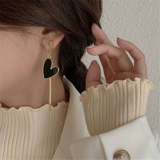 Pendientes de moda Pendientes de plata/oro Pendientes personalizados Pendientes artesanales Pendientes únicos Pendientes para regalo Pendientes para mujer/hombre/niños Pendientes elegantes Pendientes con diseños exclusivos Pendientes de joyería Pendientes vintage Pendientes con encanto Pendientes bohemios Pendientes minimalistas